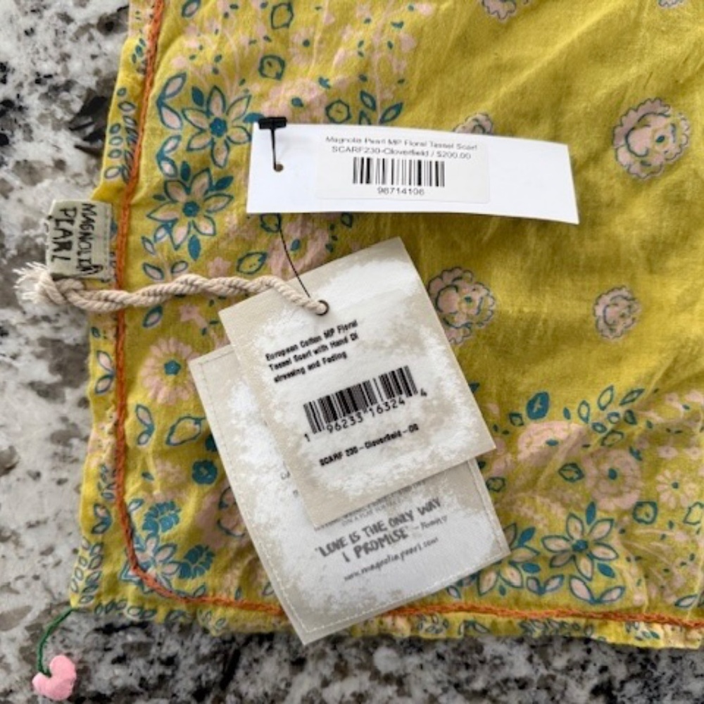 NWT Magnolia Pearl Cotton Tassel Scarf- Cloverfield - Picture 3 of 4